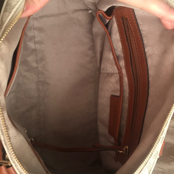 Michael Kors handbag - Picture 2 of 5